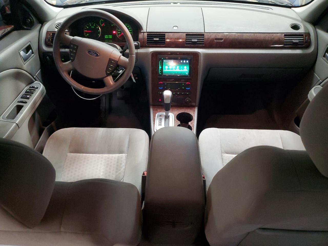 2005 FORD Five Hundred