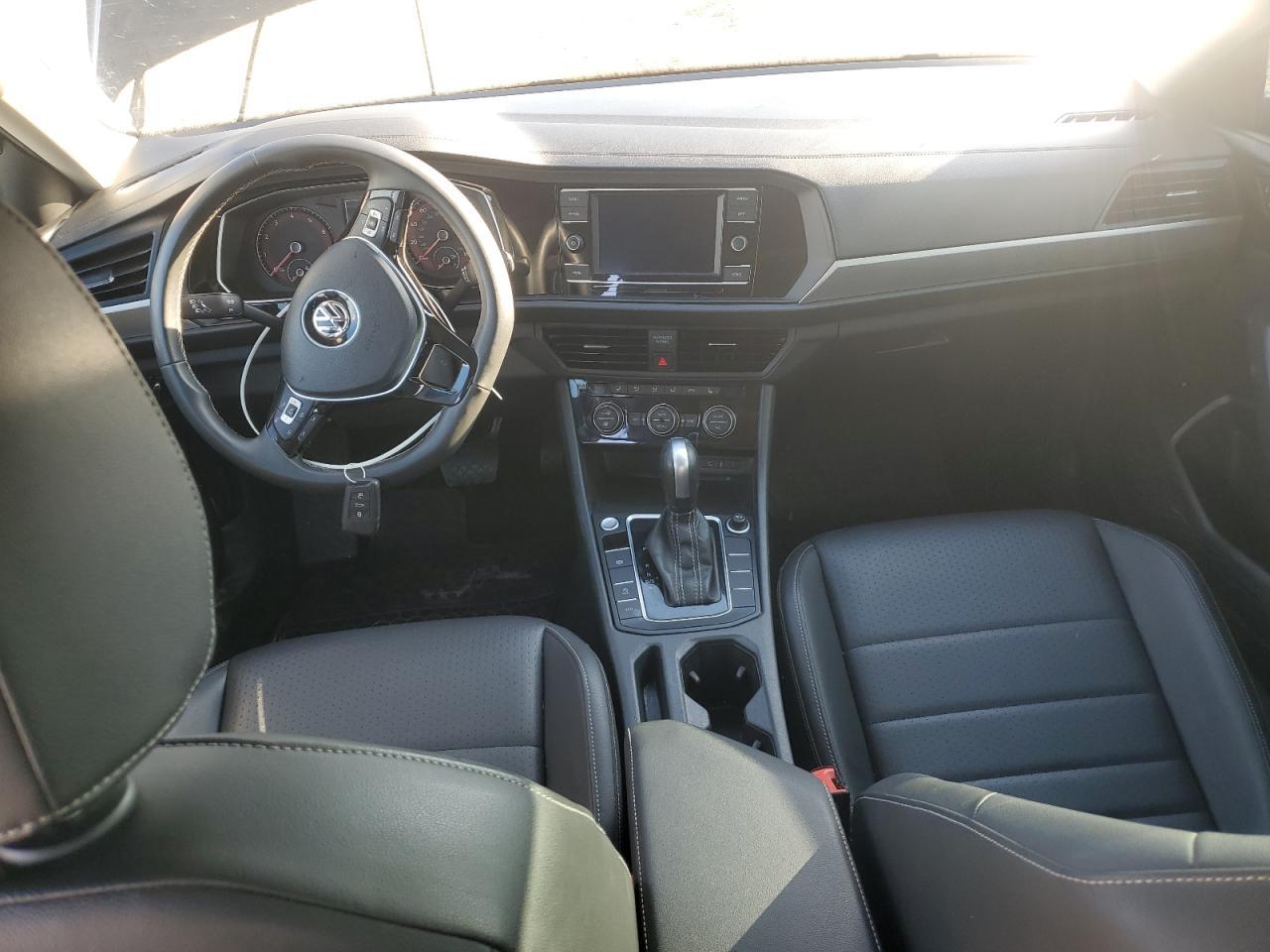 2021 VOLKSWAGEN JETTA