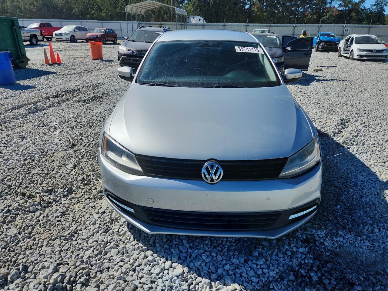 2011 VOLKSWAGEN JETTA