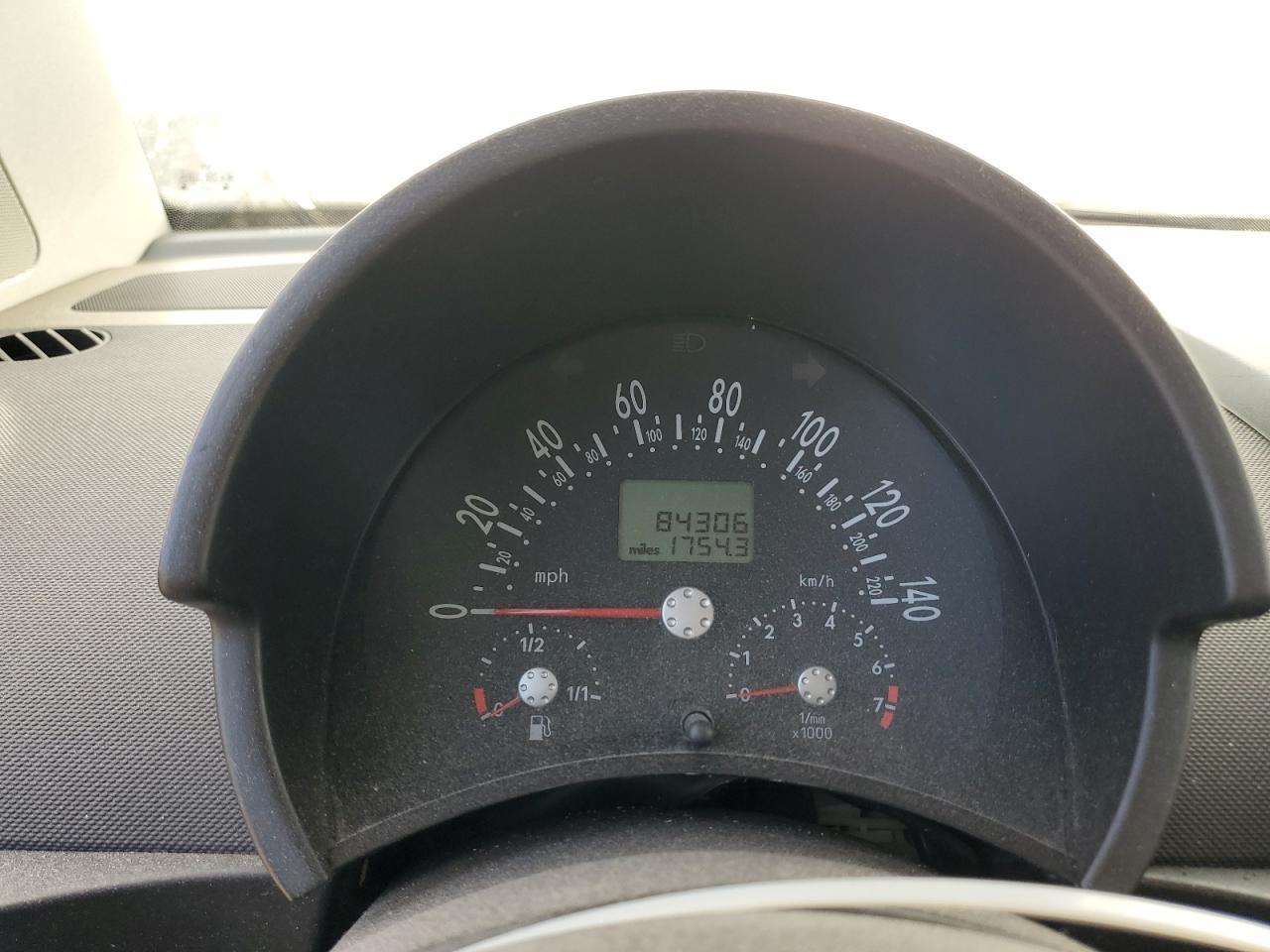 2003 VOLKSWAGEN Beetle