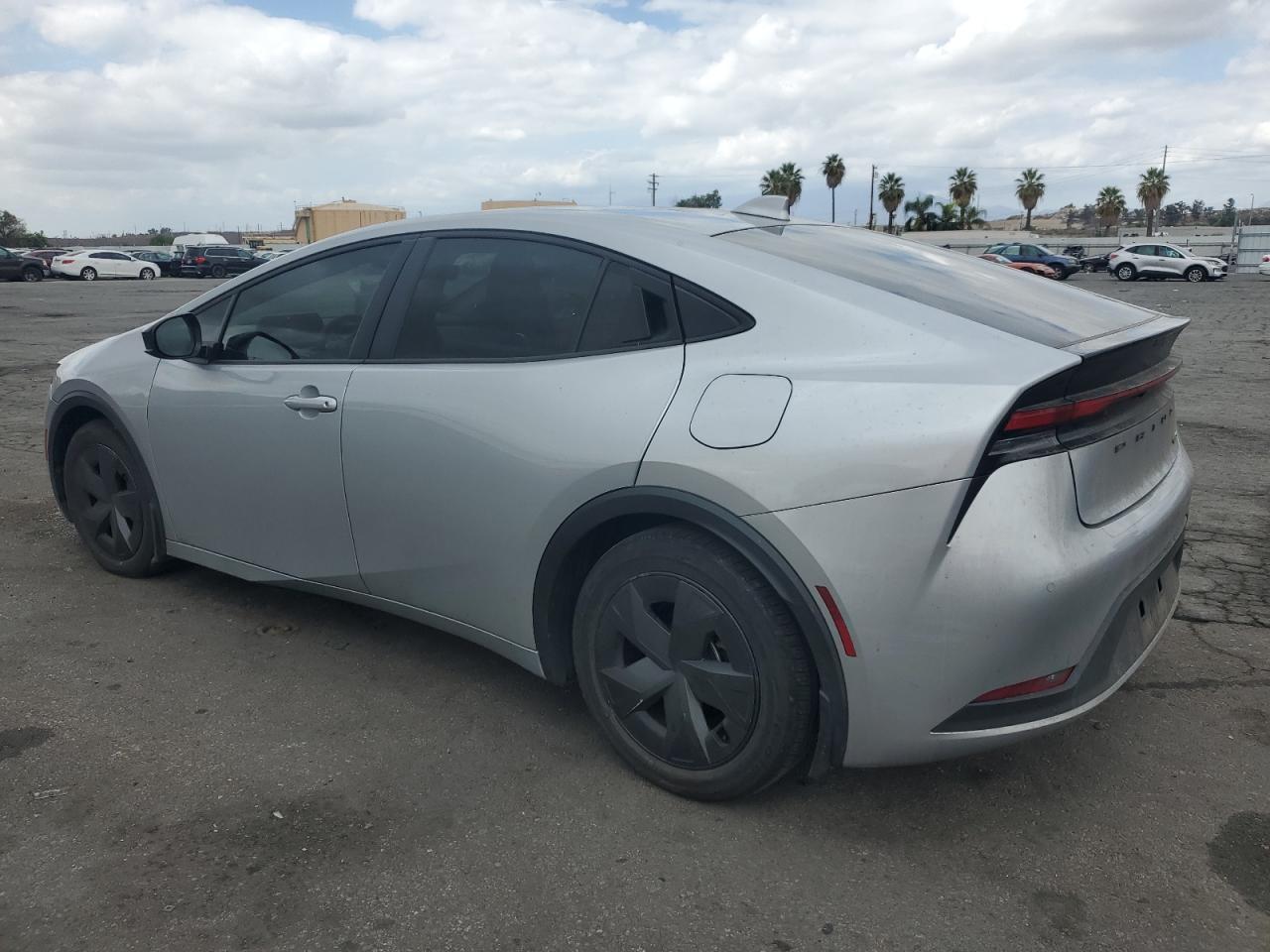 2024 TOYOTA PRIUS