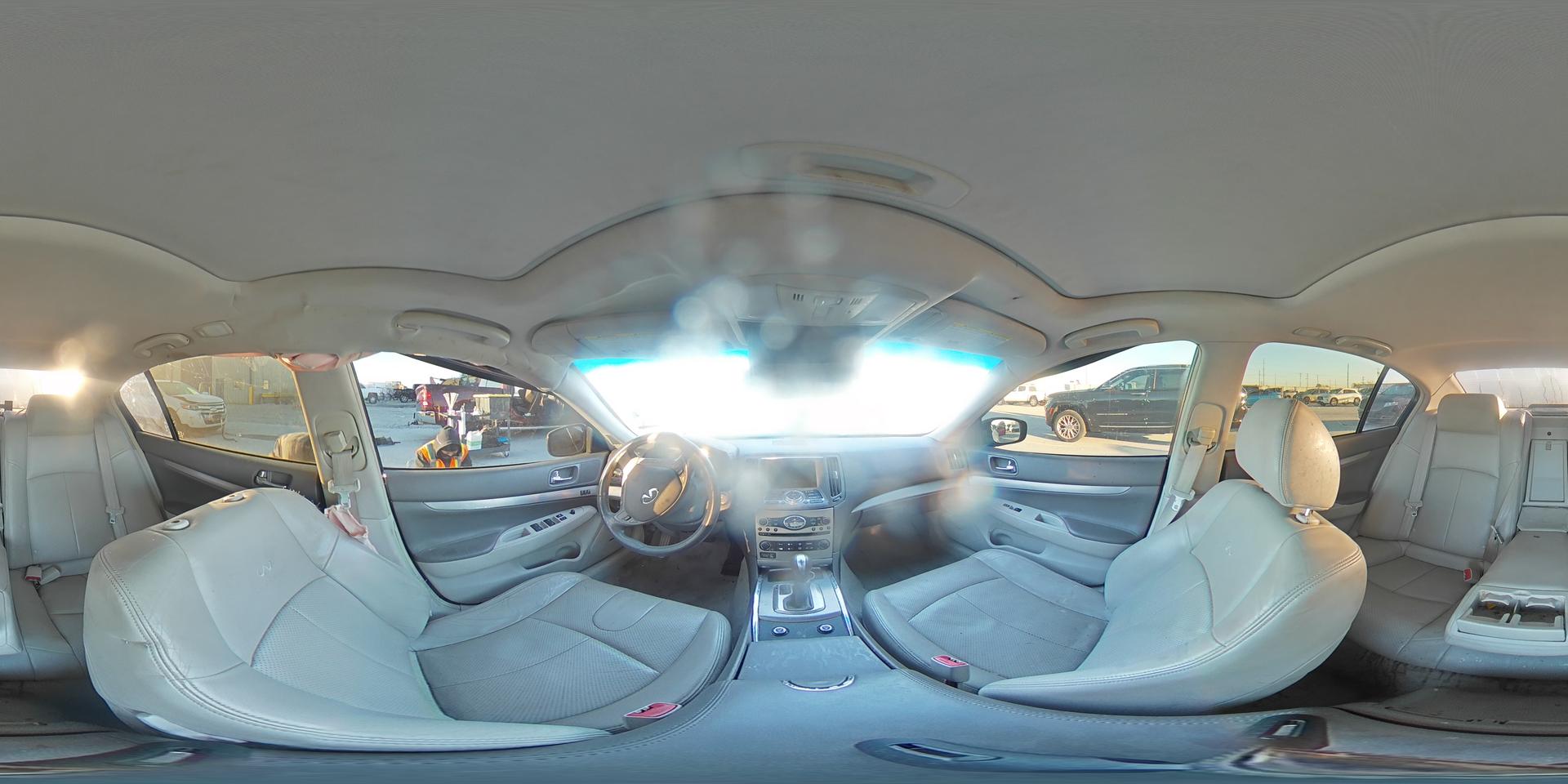 2011 INFINITI G37