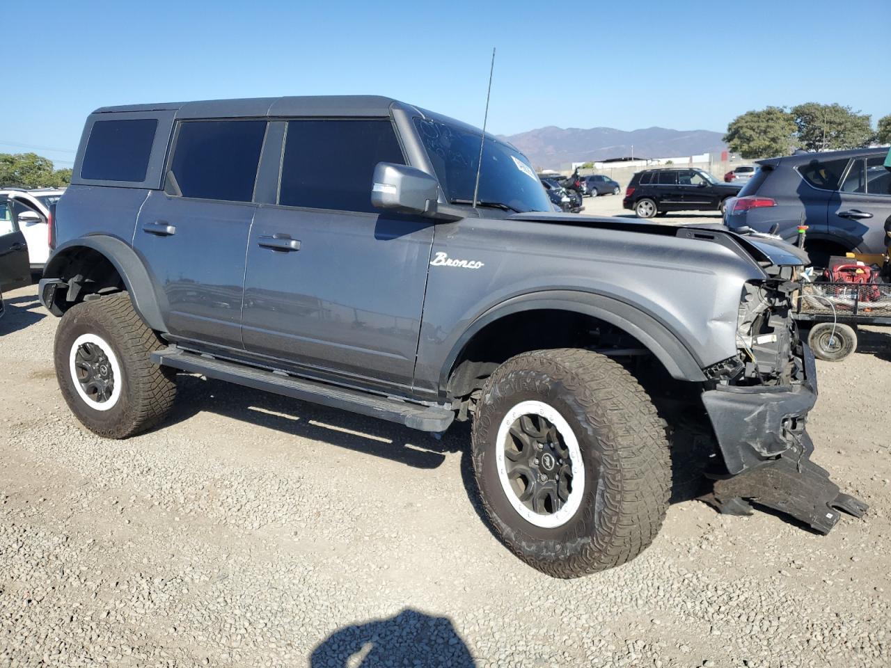 2022 FORD Bronco