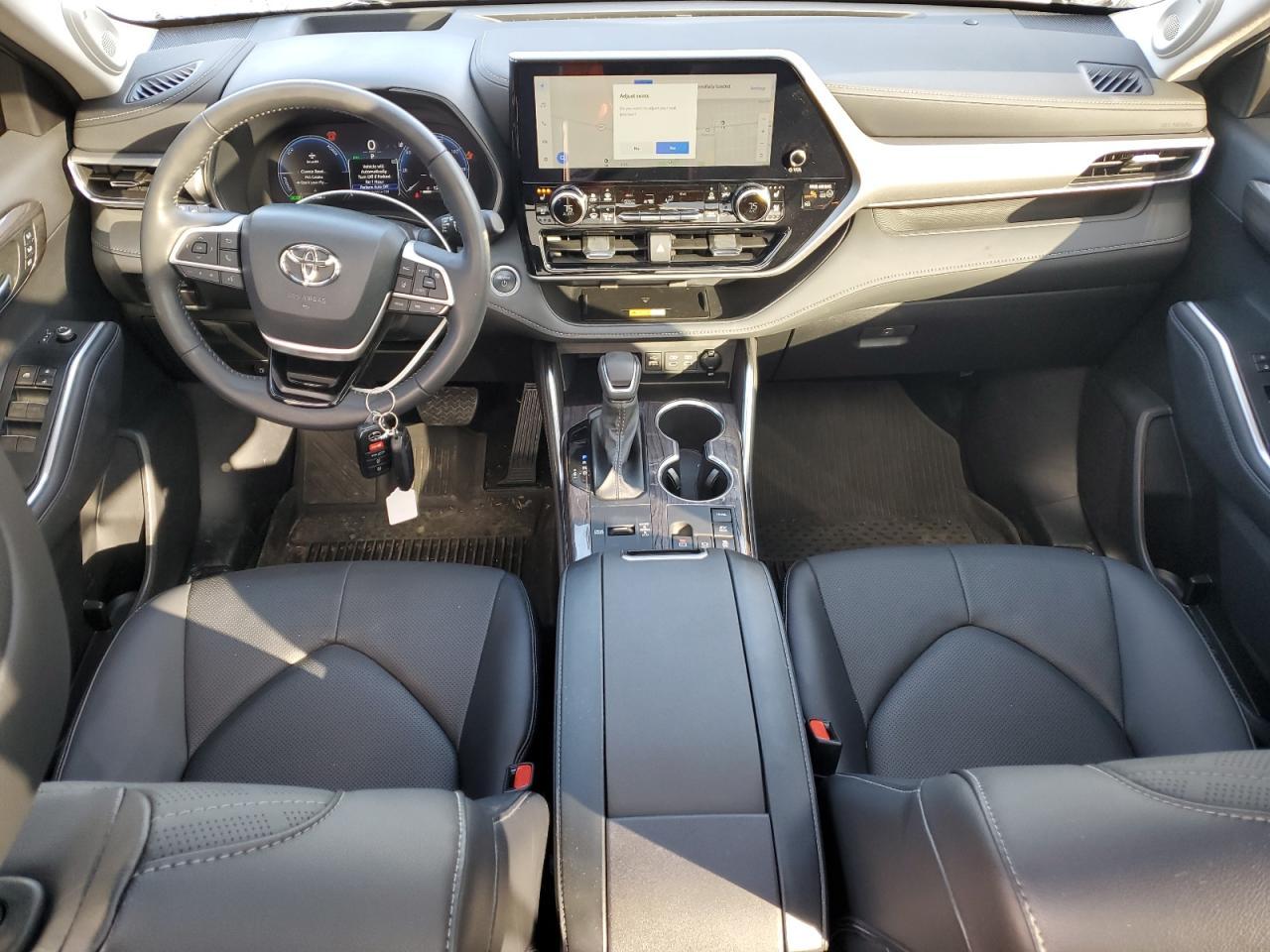 2025 TOYOTA HIGHLANDER