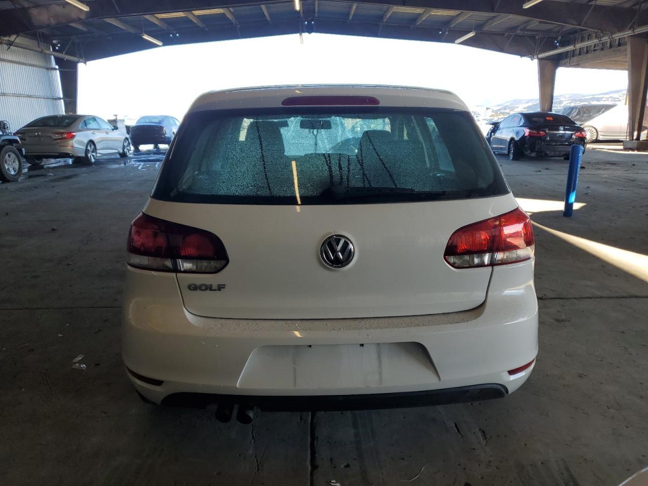 2013 VOLKSWAGEN GOLF