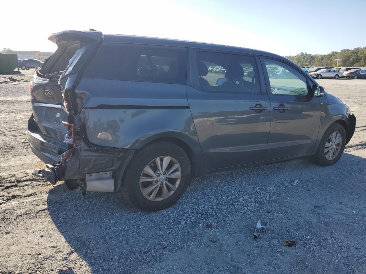 2017 KIA SEDONA