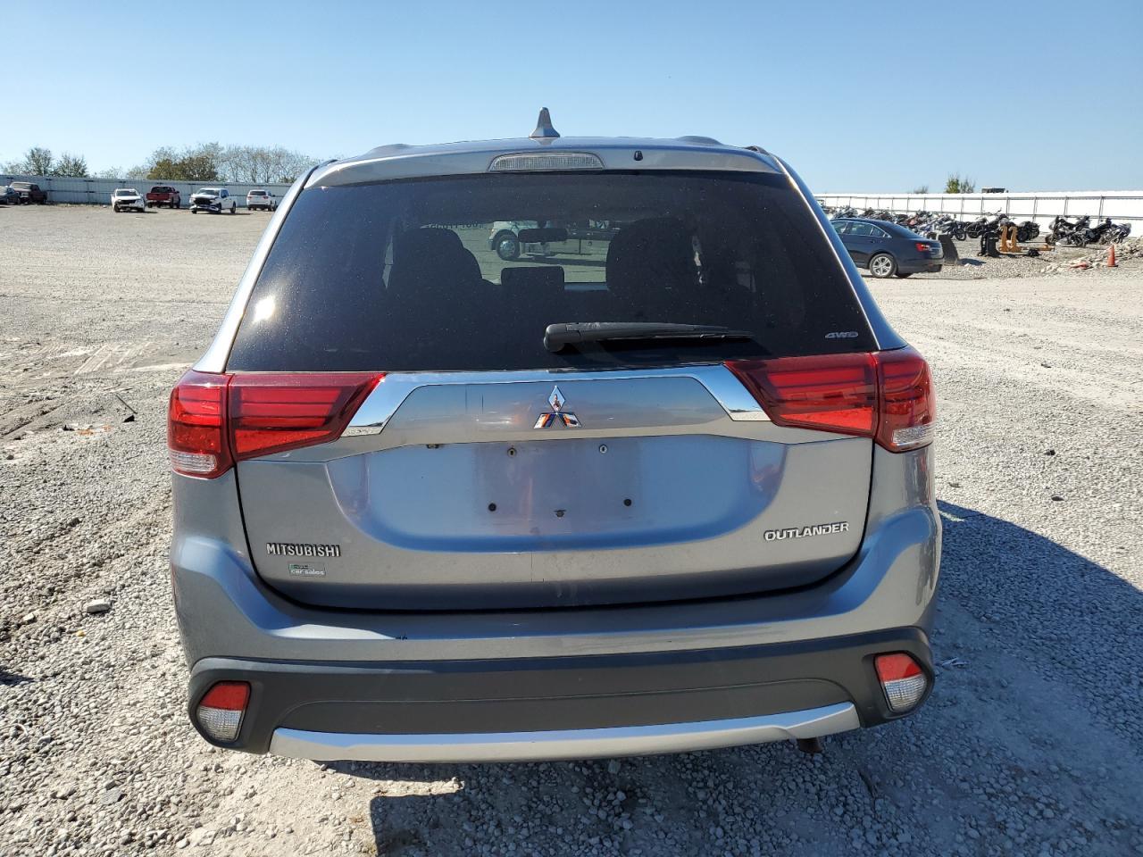 2017 MITSUBISHI outlander