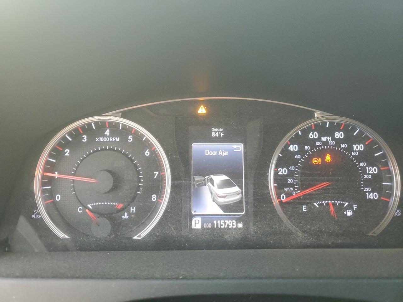 2016 TOYOTA CAMRY
