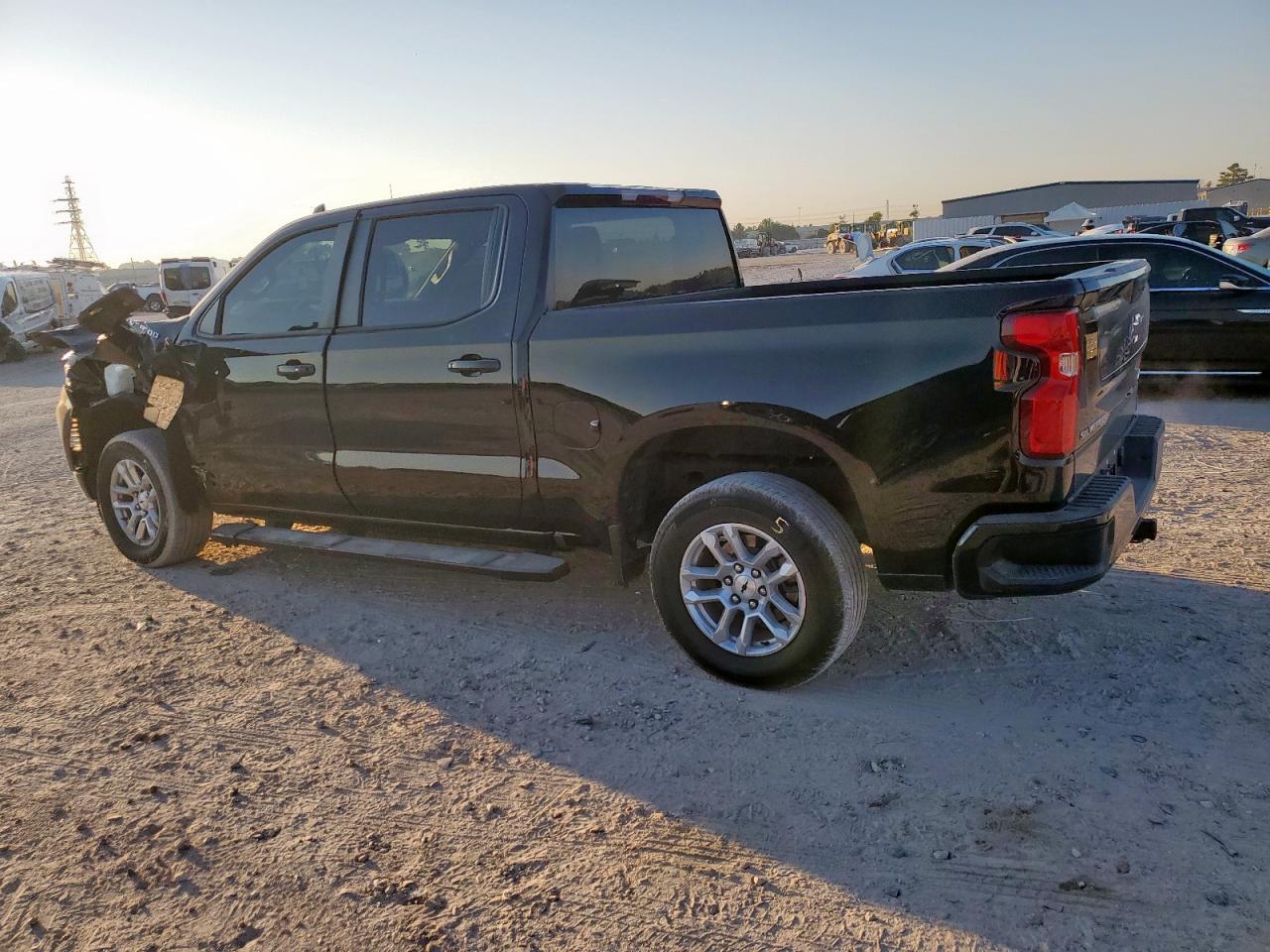 2023 CHEVROLET Silverado