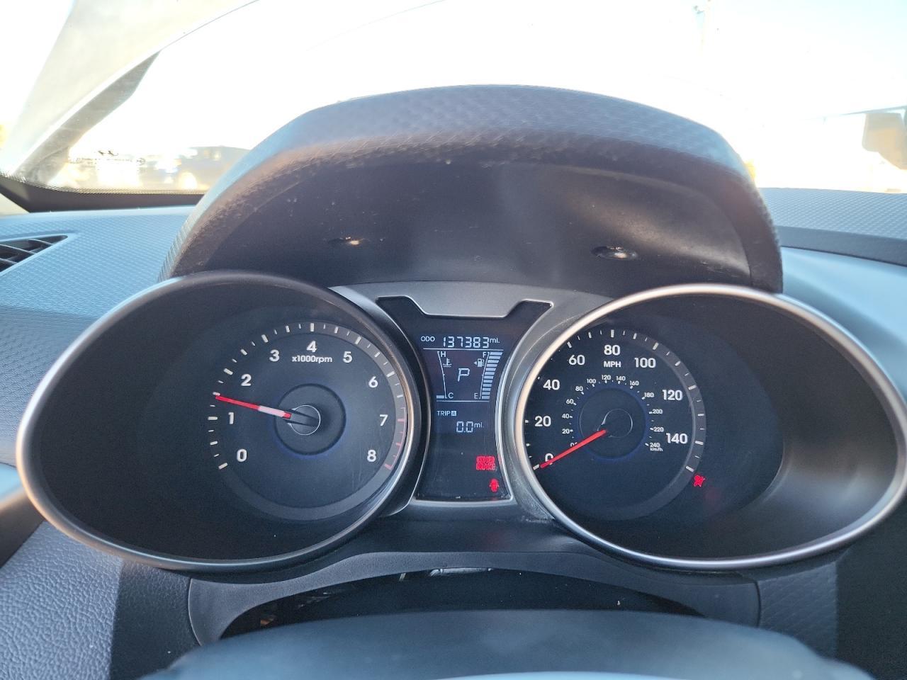 2013 HYUNDAI VELOSTER