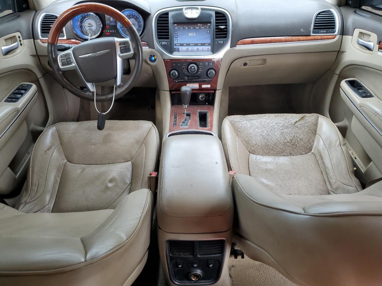 2011 CHRYSLER 300