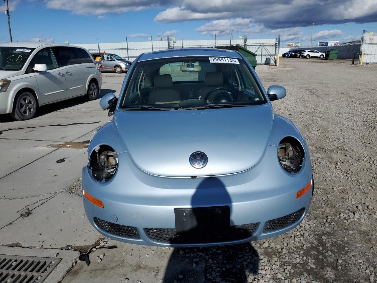 2010 VOLKSWAGEN Beetle