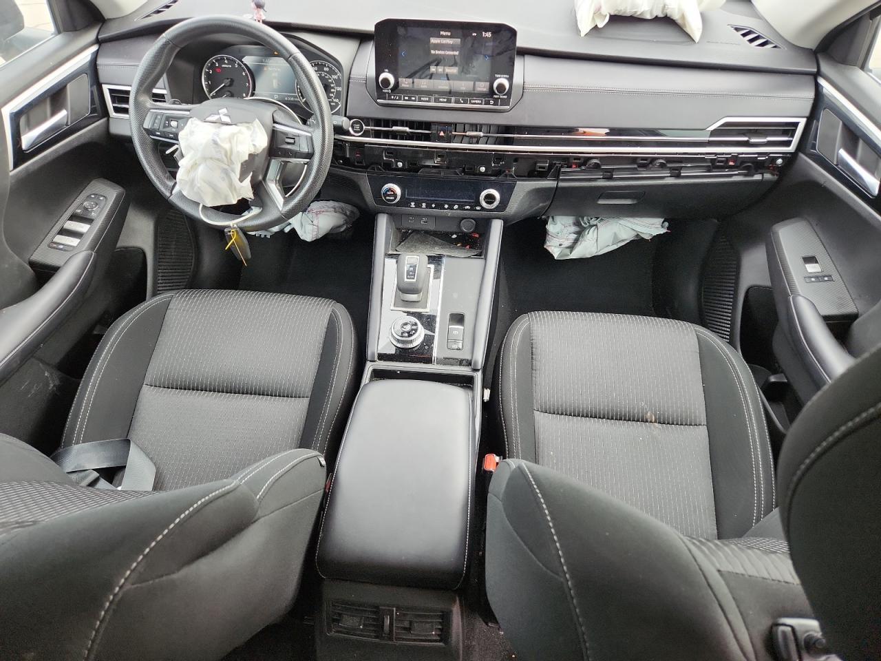 2023 MITSUBISHI outlander