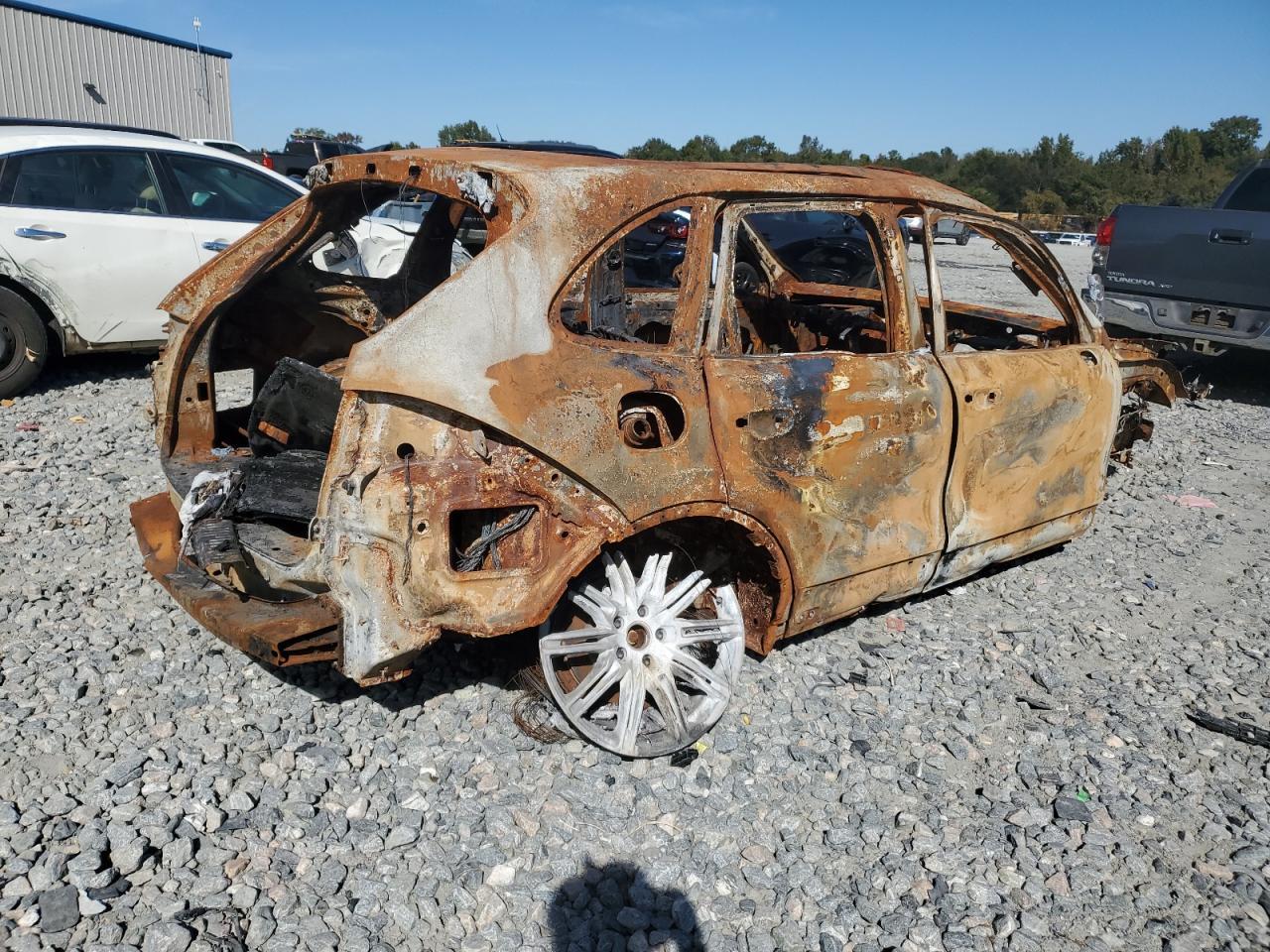 2017 PORSCHE CAYENNE