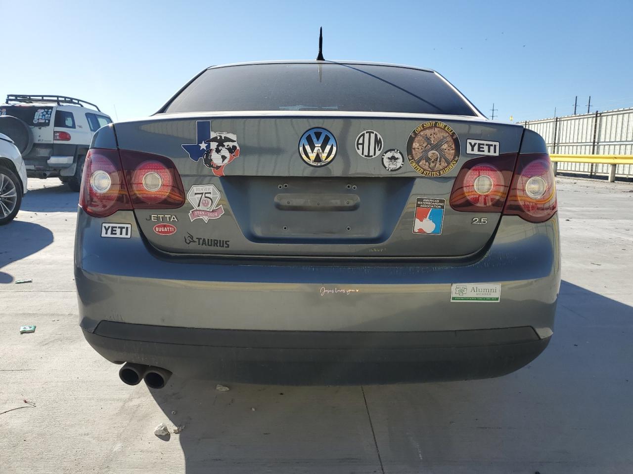 2009 VOLKSWAGEN JETTA