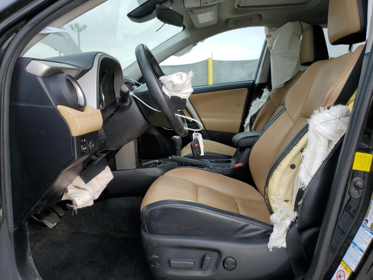 2016 TOYOTA RAV4