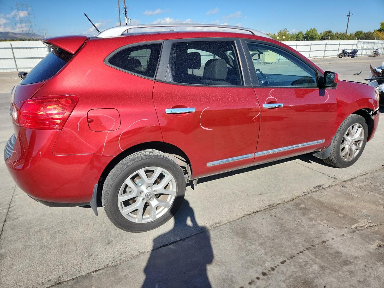 2013 NISSAN ROGUE