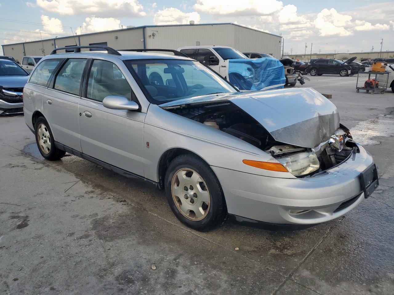 2002 SATURN Lw200