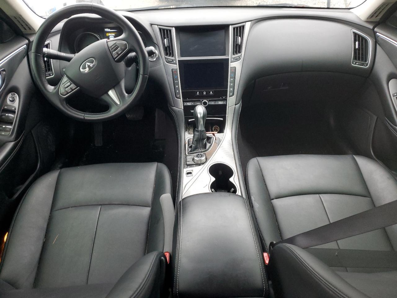 2017 INFINITI Q50