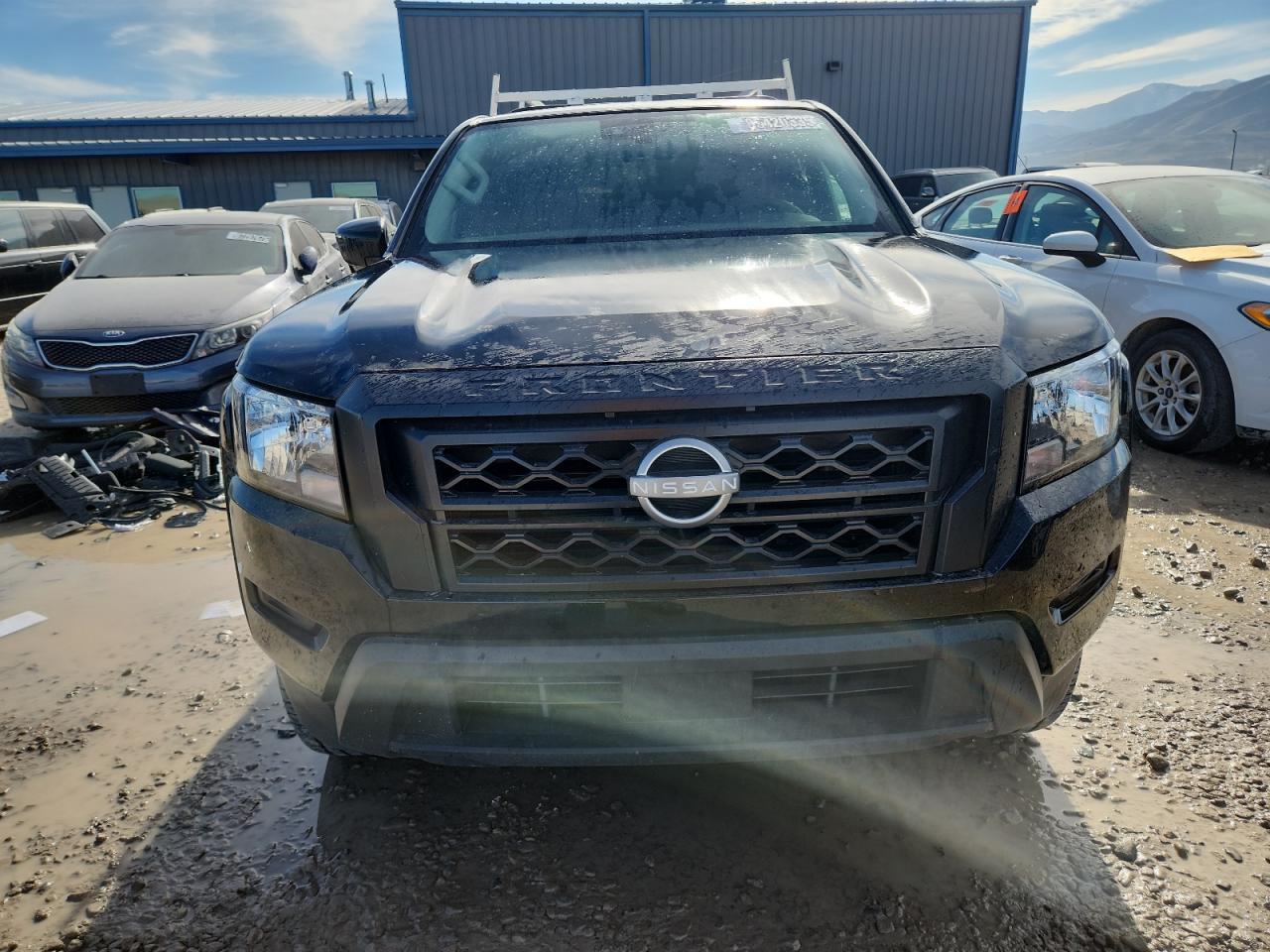 2024 NISSAN Frontier