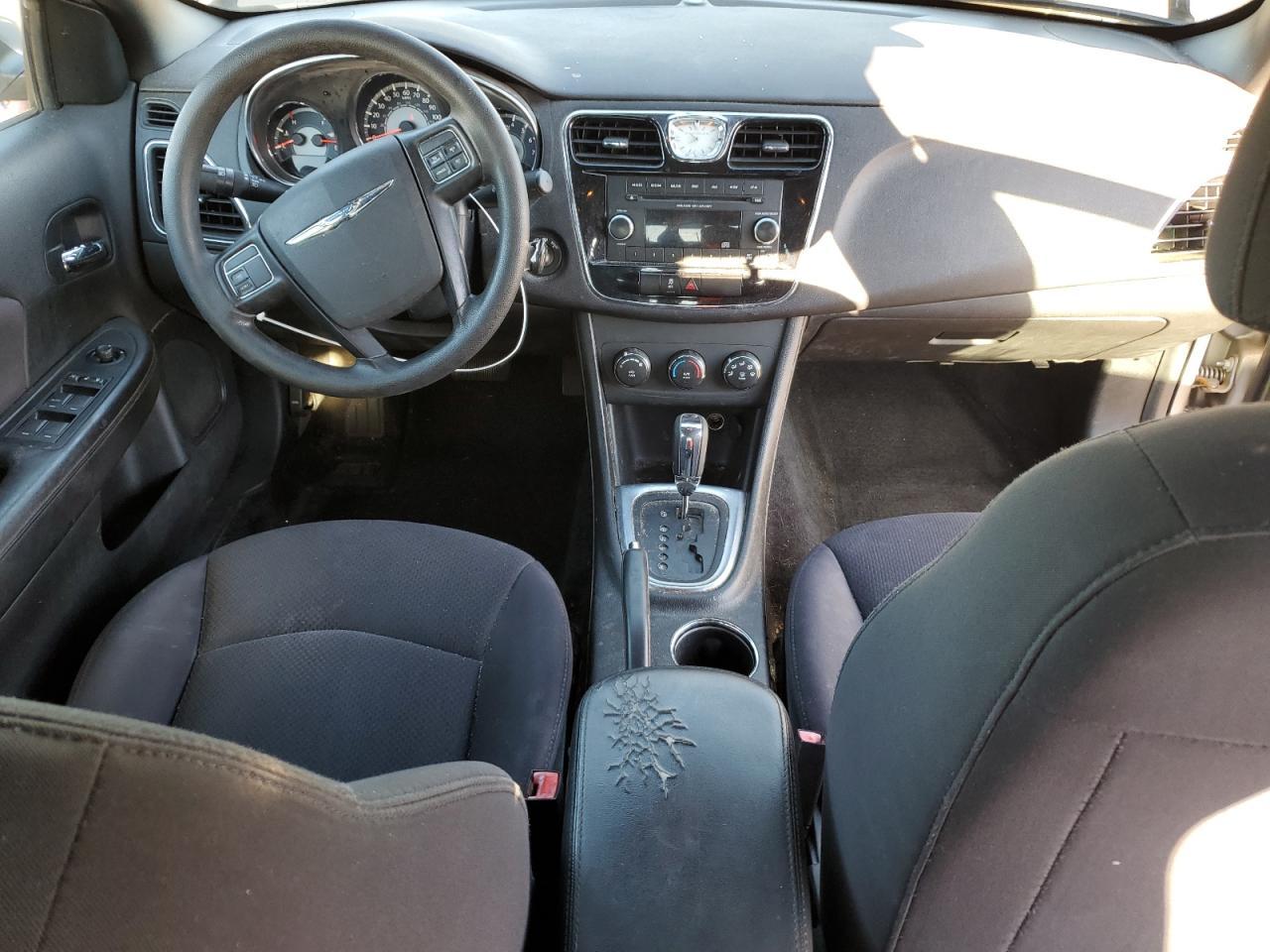 2013 CHRYSLER 200