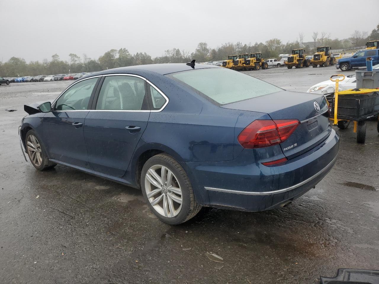 2018 VOLKSWAGEN Passat