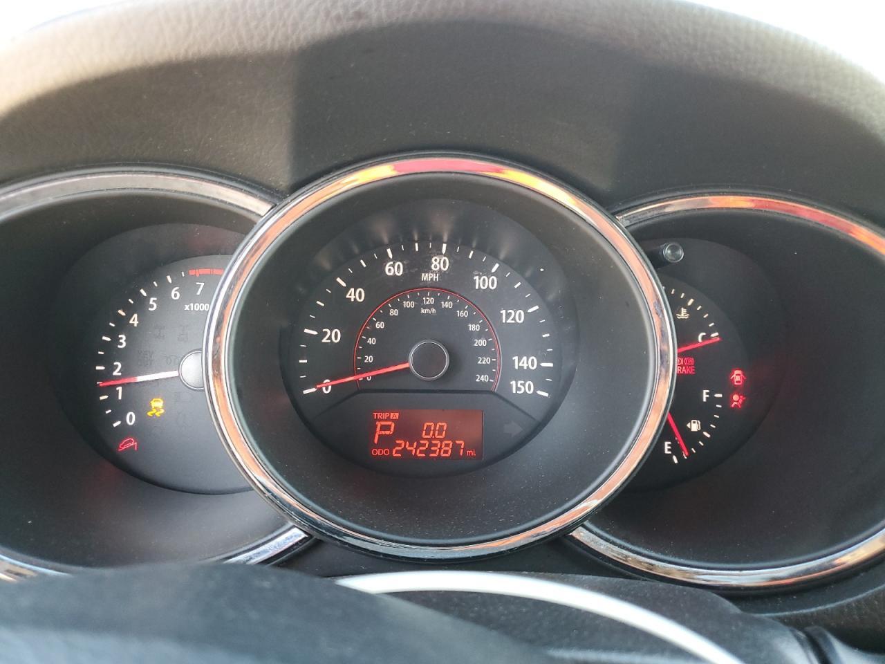 2011 KIA SORENTO