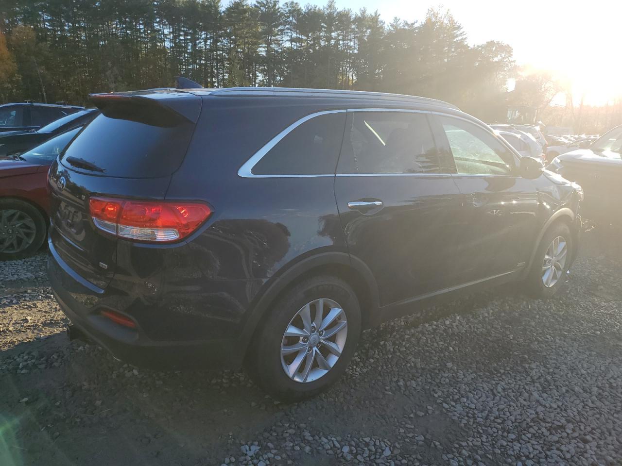 2016 KIA SORENTO