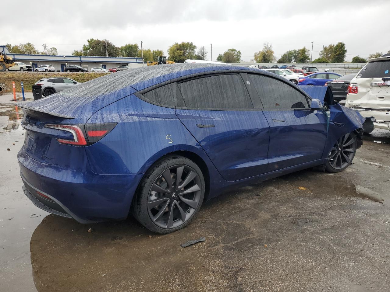 2025 TESLA MODEL 3