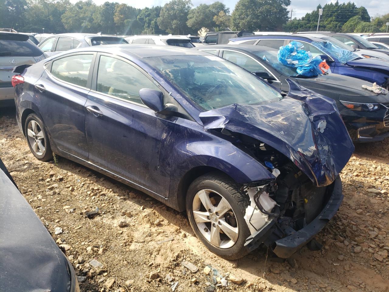 2013 HYUNDAI ELANTRA