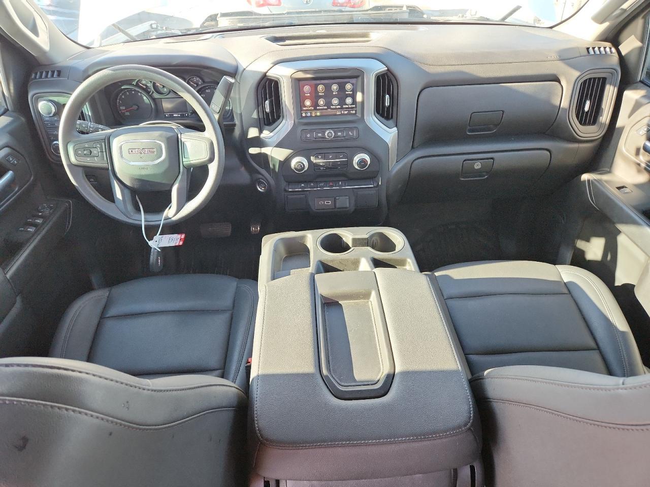 2024 GMC Sierra