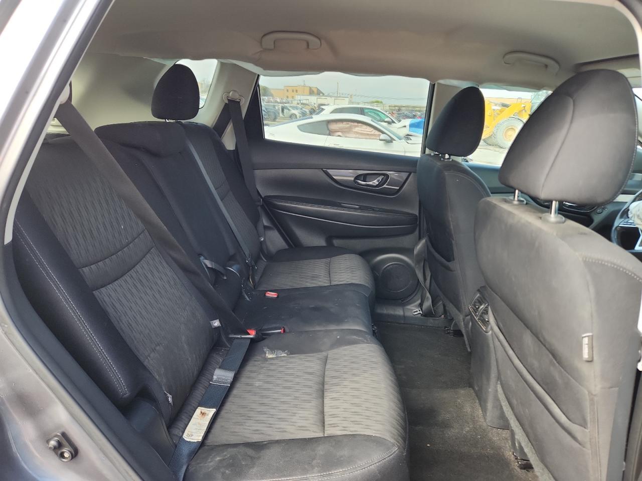 2017 NISSAN ROGUE