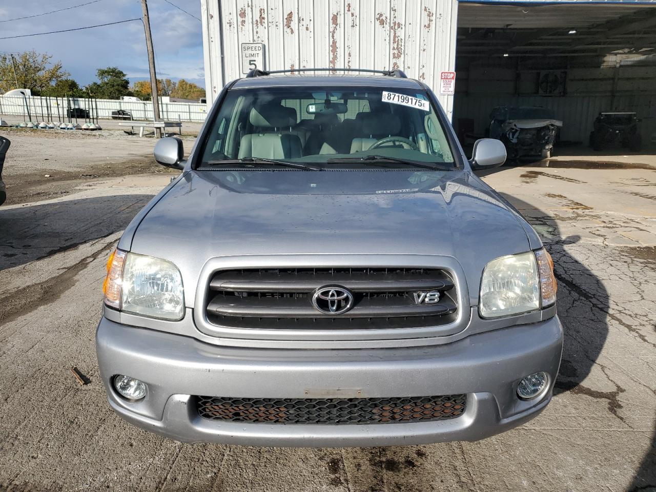2003 TOYOTA Sequoia