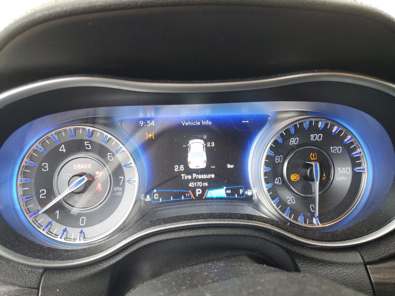 2017 CHRYSLER 300