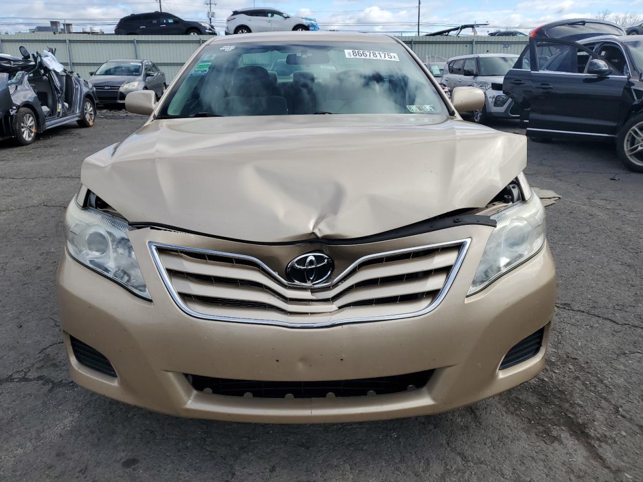 2010 TOYOTA CAMRY