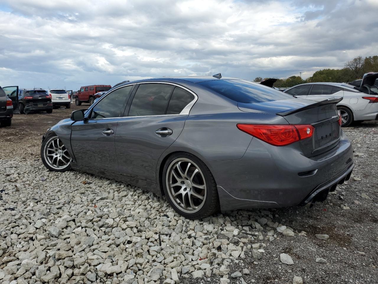 2016 INFINITI Q50