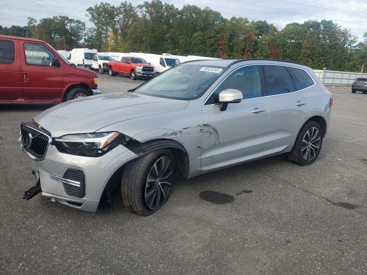 2022 VOLVO XC60