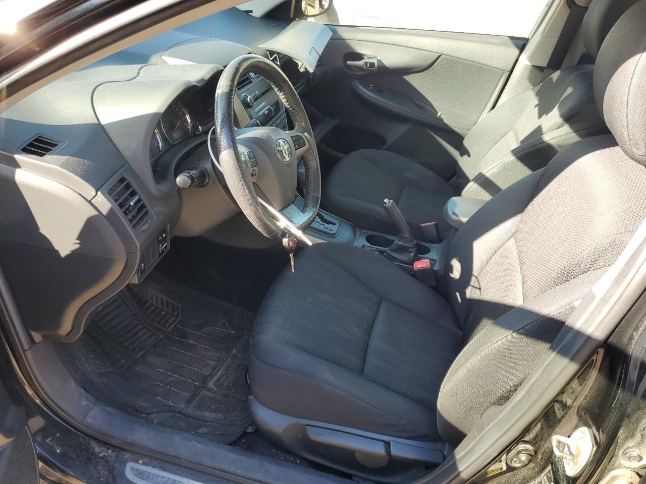 2011 TOYOTA COROLLA
