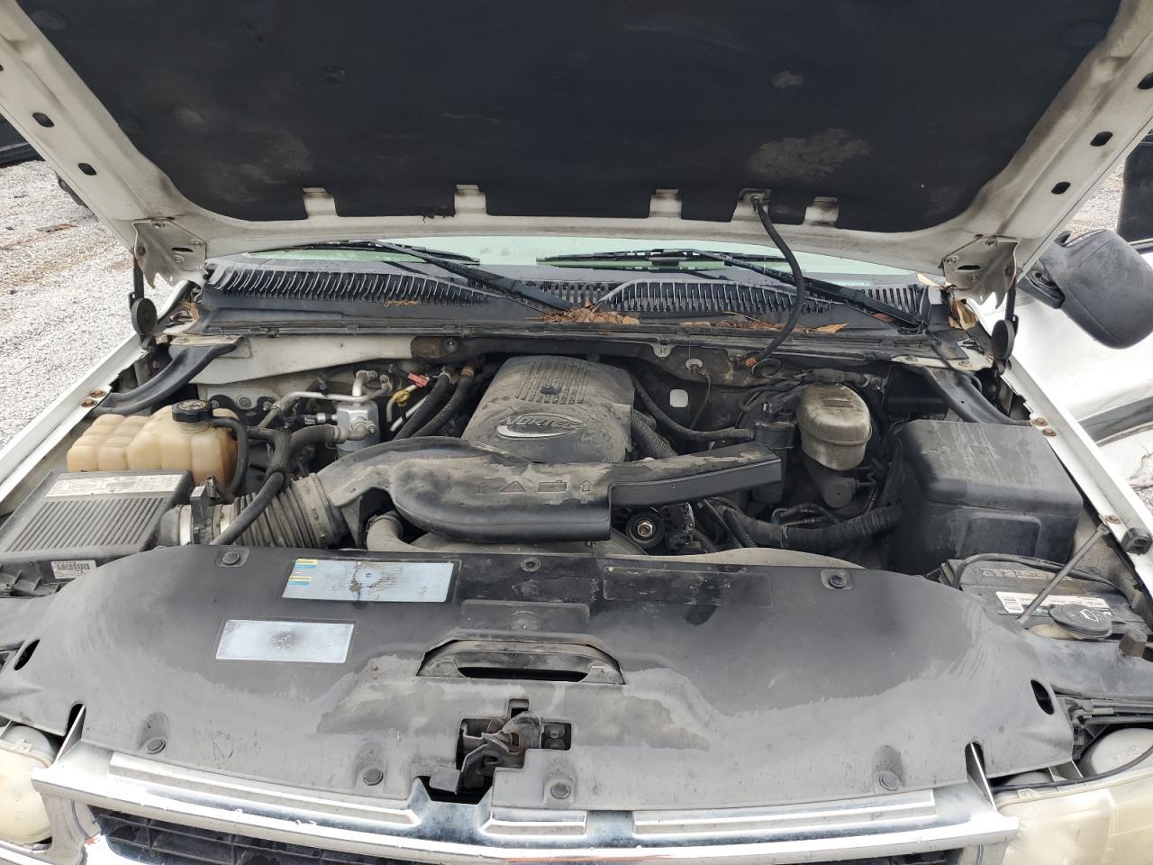 2003 CHEVROLET Tahoe