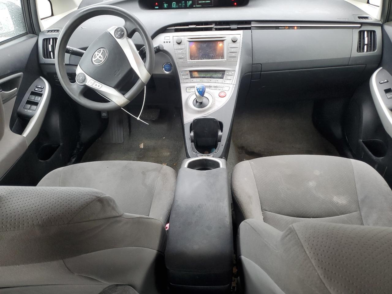 2013 TOYOTA PRIUS