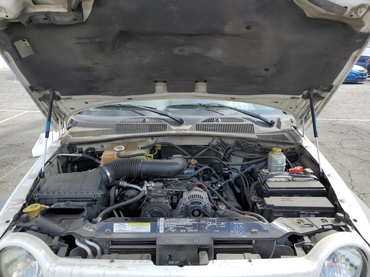 2004 JEEP Liberty