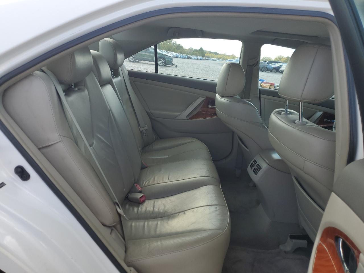 2010 TOYOTA CAMRY