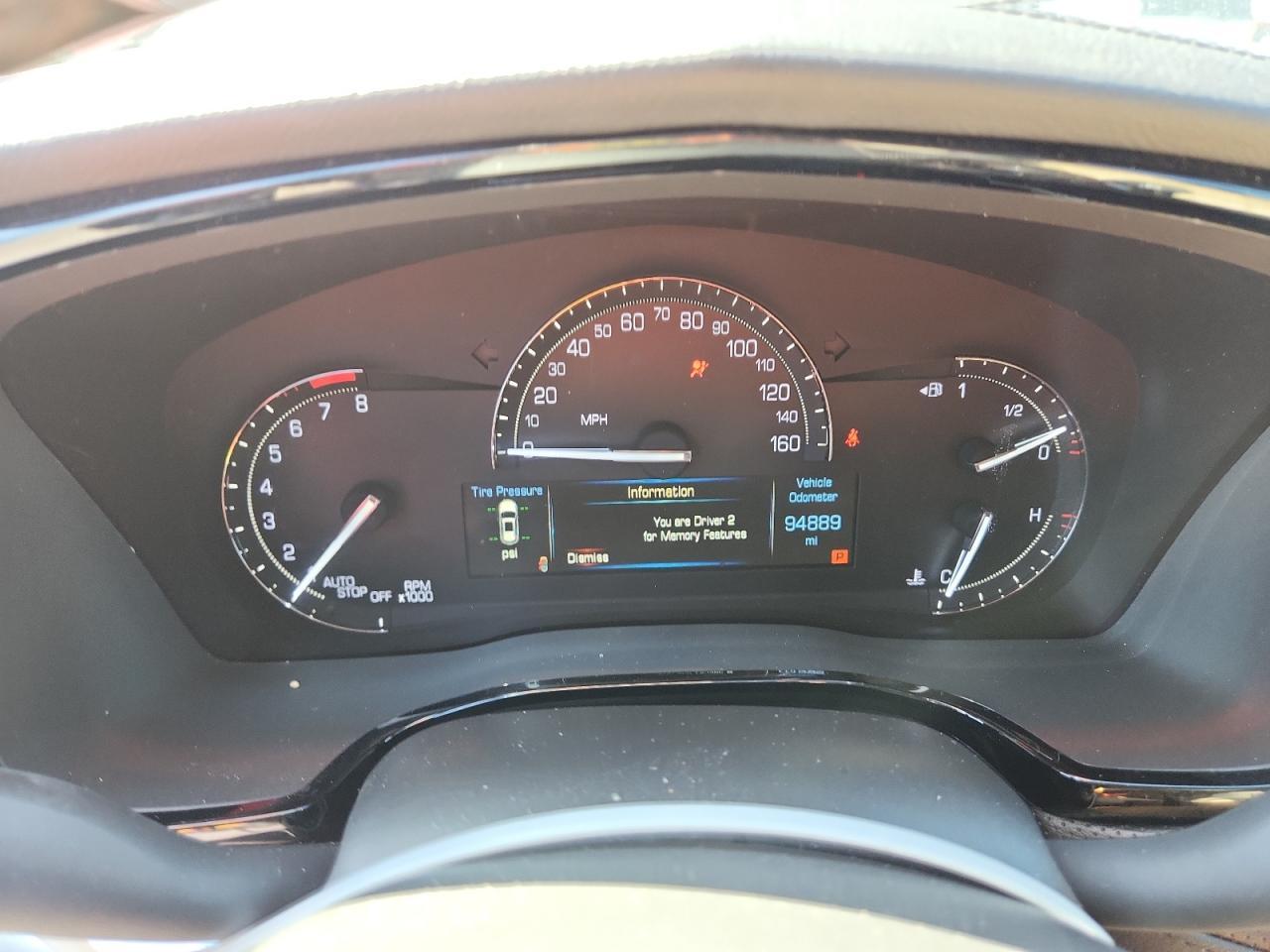 2017 CADILLAC XT5