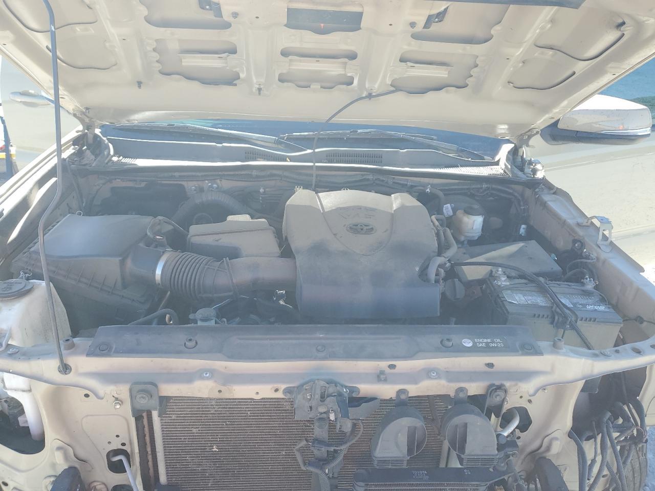 2017 TOYOTA TACOMA