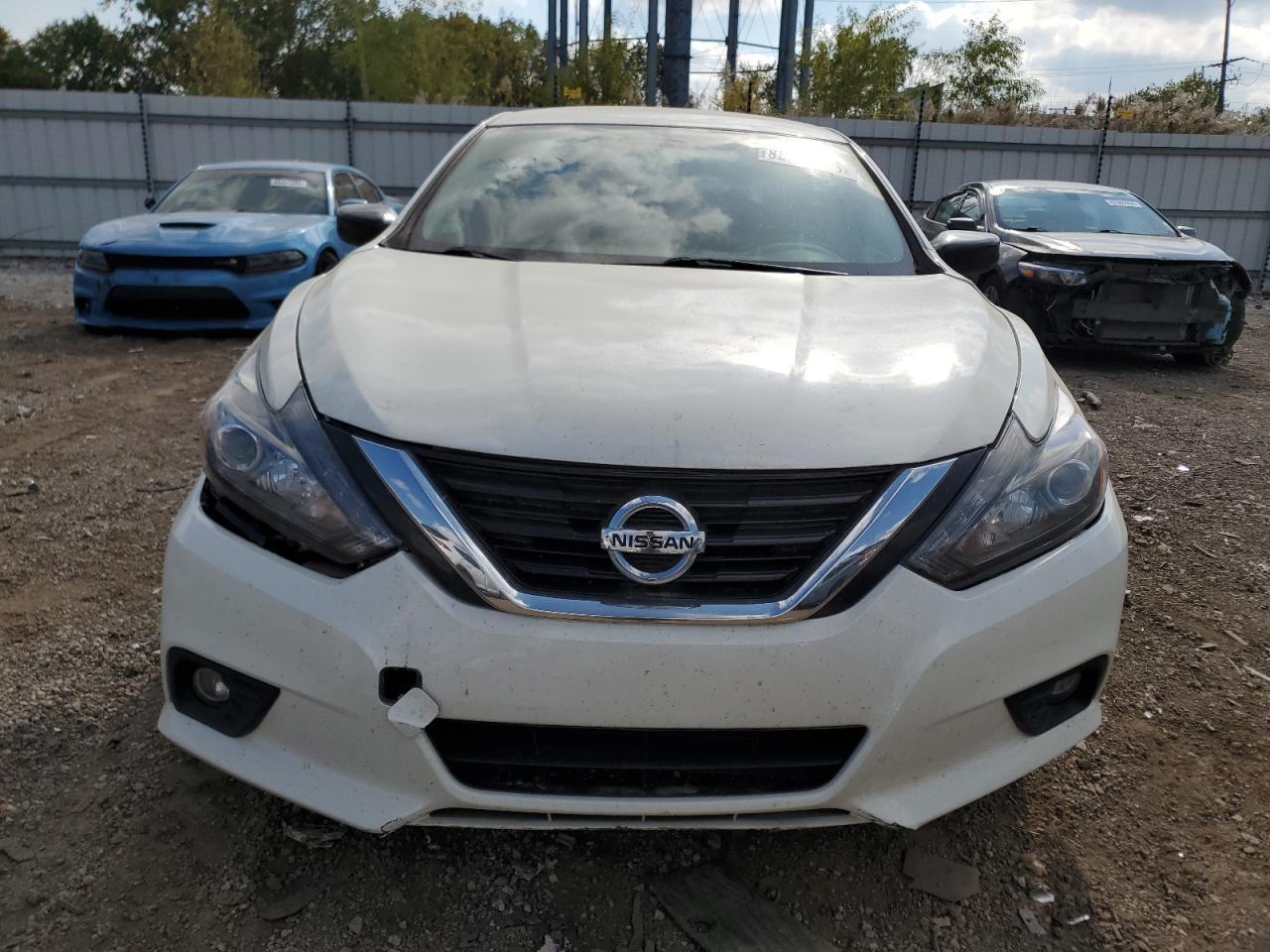 2017 NISSAN ALTIMA