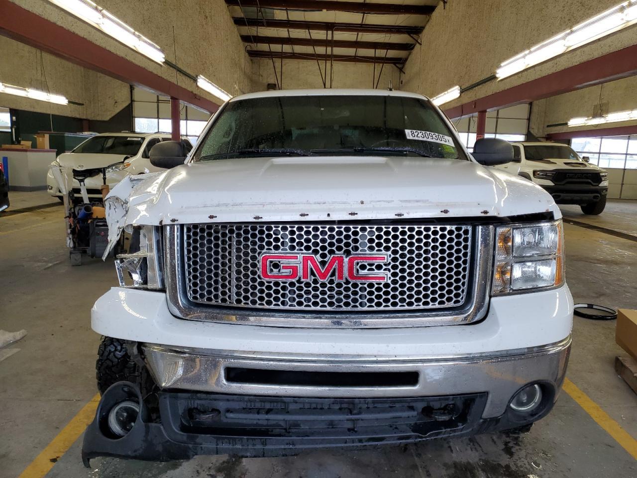 2011 GMC Sierra