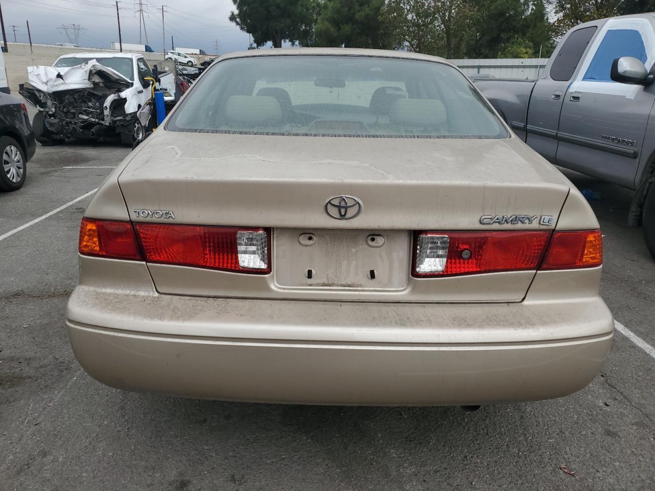 2000 TOYOTA CAMRY