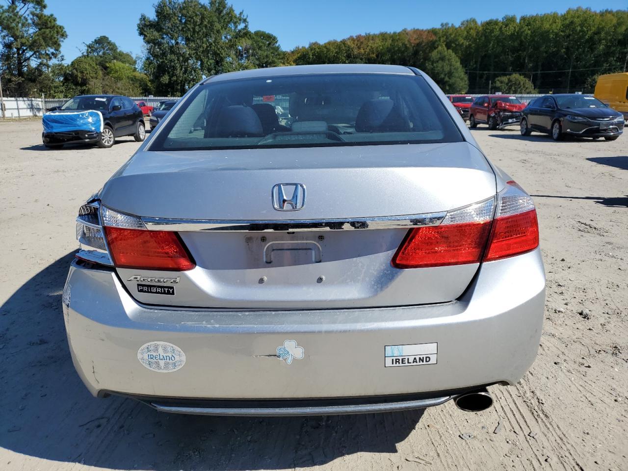2015 HONDA ACCORD