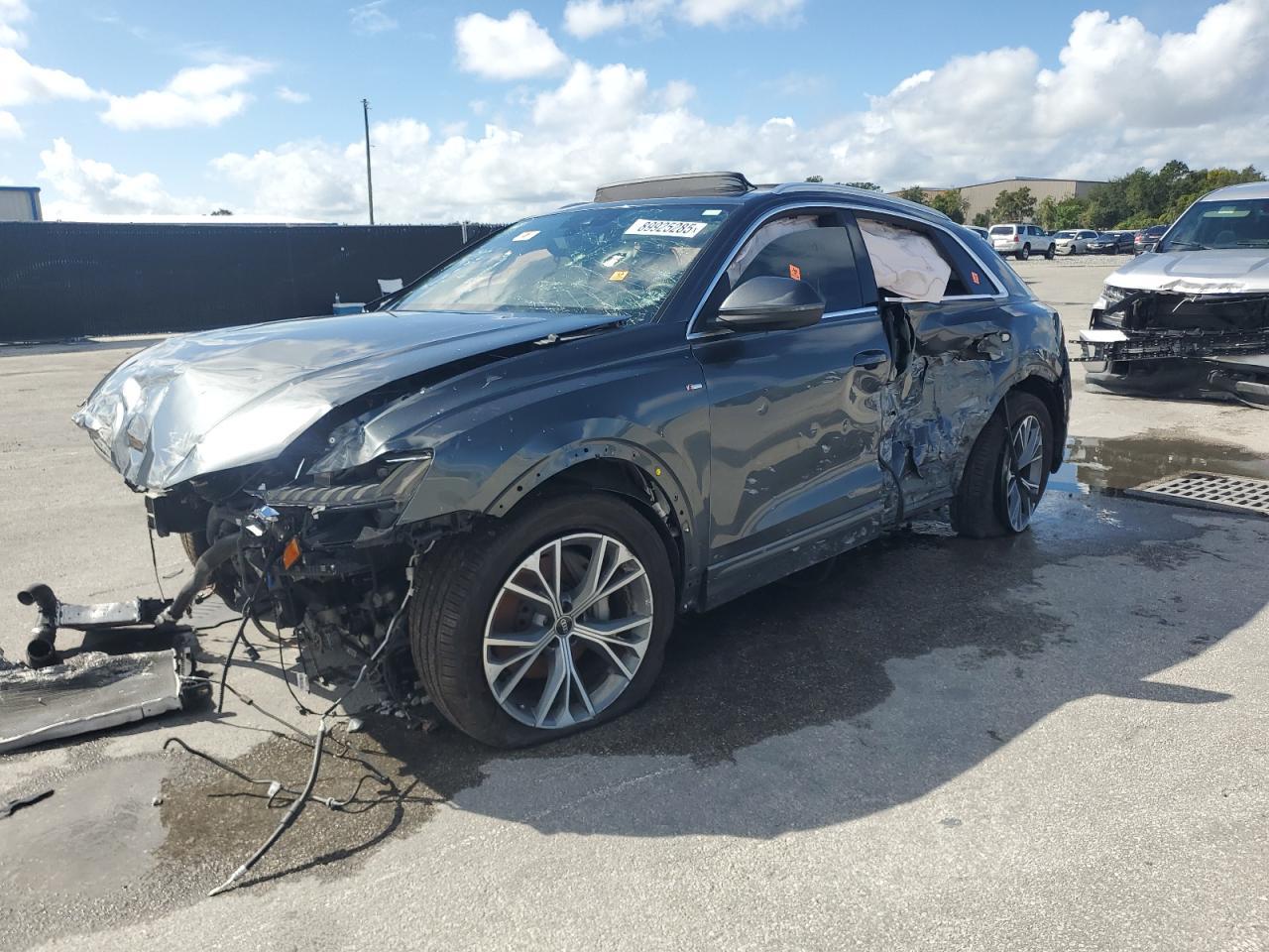 2021 AUDI Q8