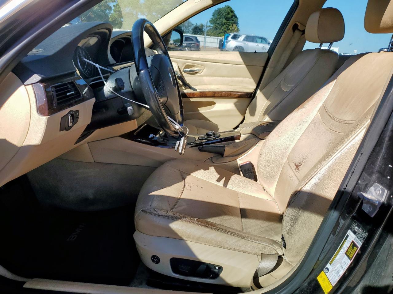 2011 BMW 3 SERIES